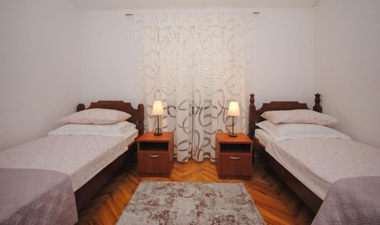 Apartment Tina Podstrana Exterior photo
